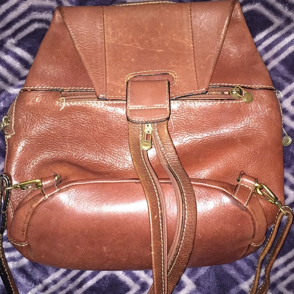 Leather backpack - Picture 2 of 8